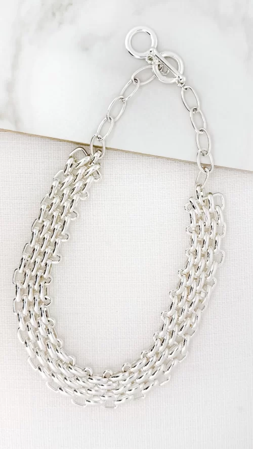 Chunky silver short necklace
