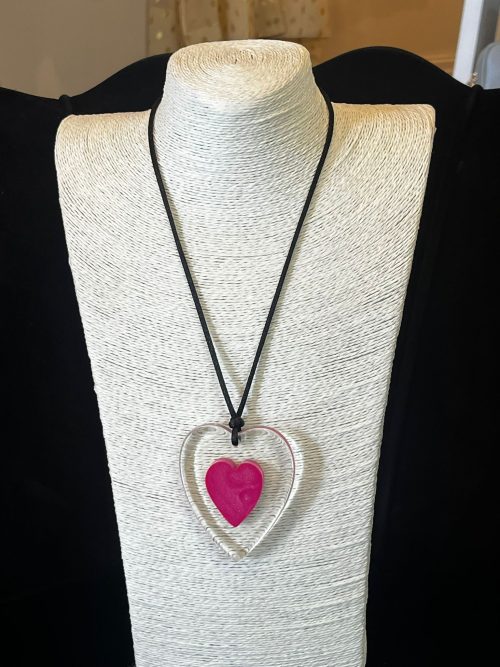 Zsiska heart necklace in clear with pink