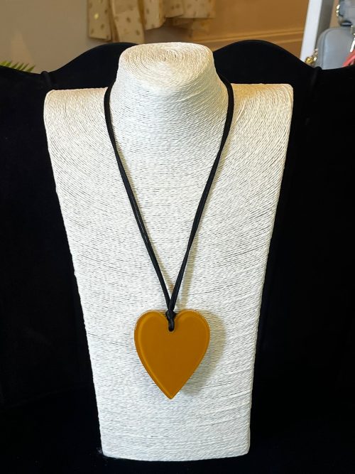 Zsiska heart necklace in mustard