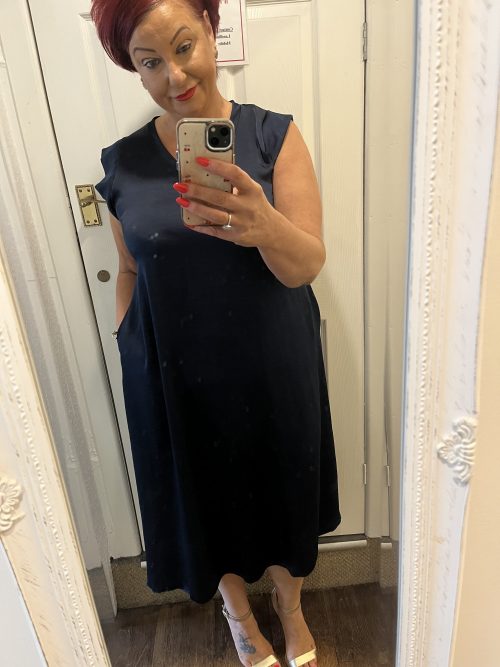 Midi dress in navy